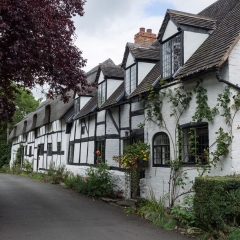 Cottages, Stratford-Upon-Avon